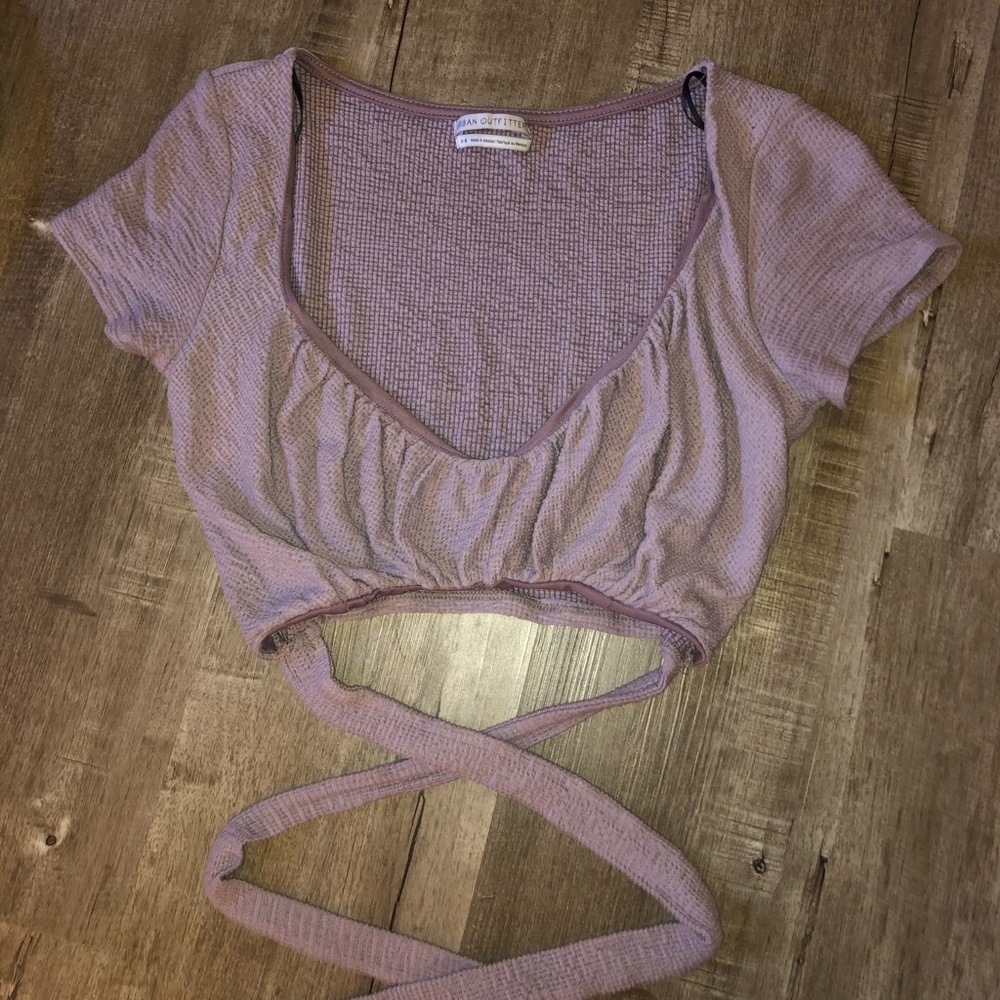 Urban tie top